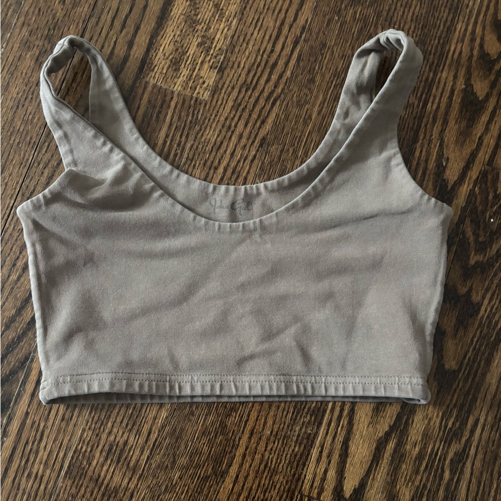 Brandy melville crop top